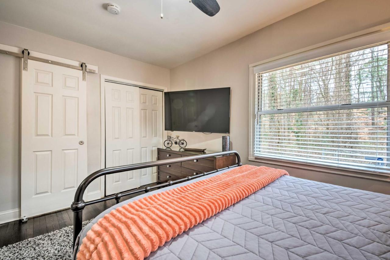 Atlanta Retreat With Deck In Greenbriar Area! エクステリア 写真