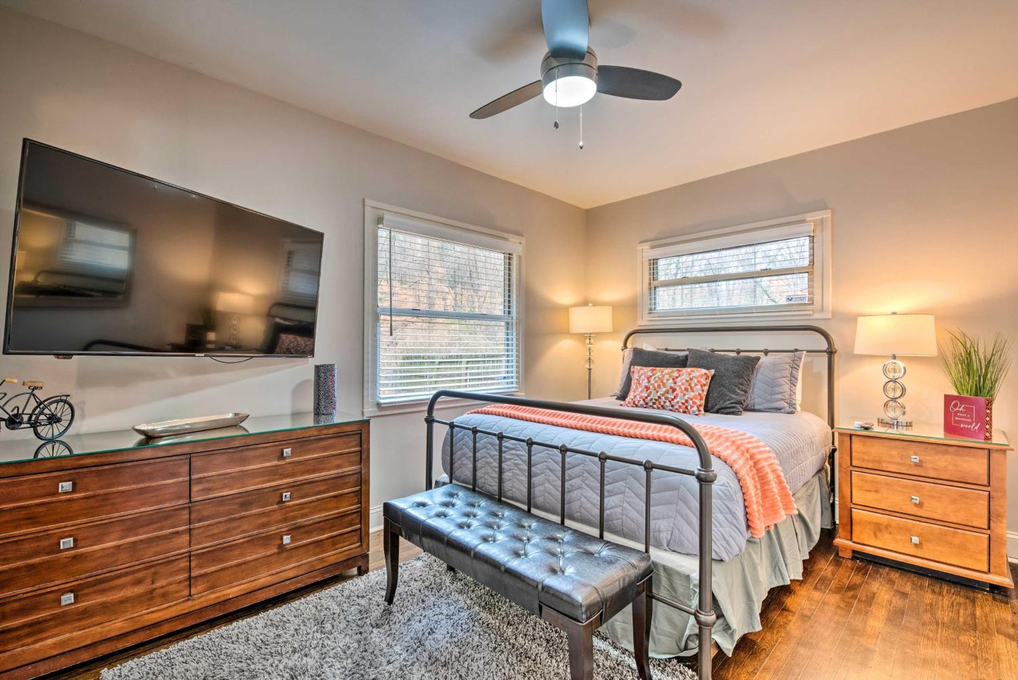 Atlanta Retreat With Deck In Greenbriar Area! エクステリア 写真